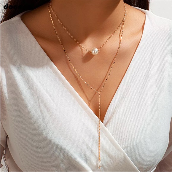 Jewelry - 🆕 • Emily • Layered Pearl Lariat Necklace